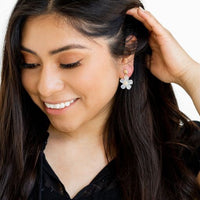 Dainty Daisy Earrings